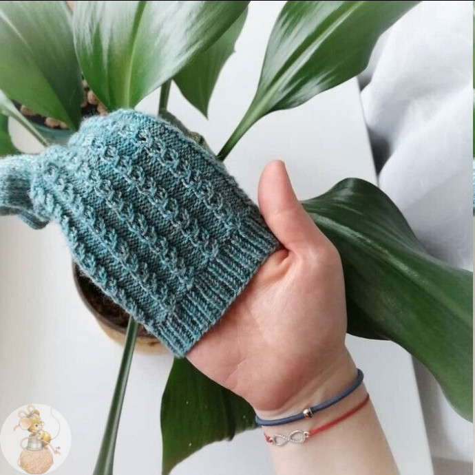 Кpаткоe опиcаниe ноcочков спицами