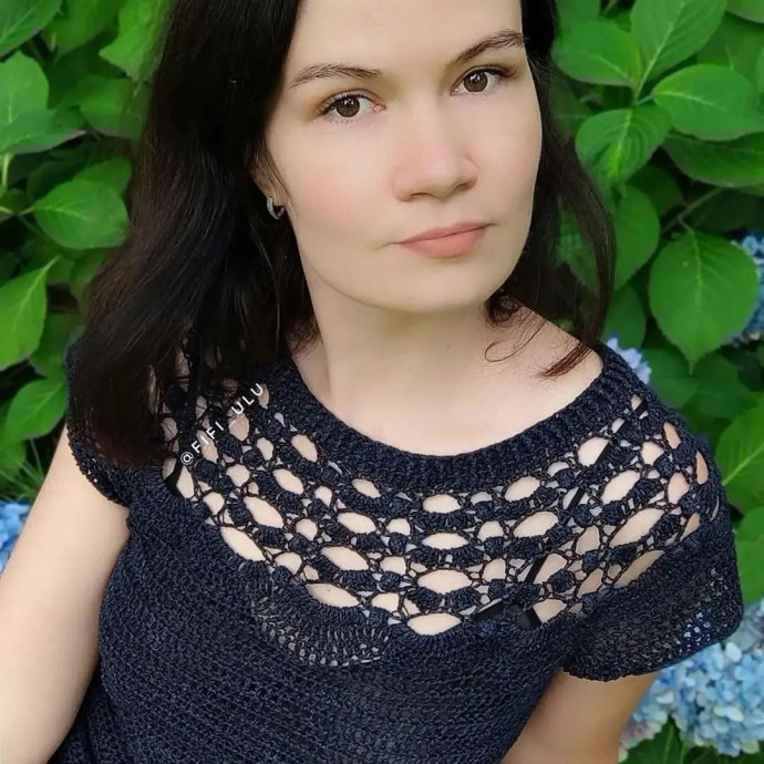 Платье с круглой кокеткой крючком, размер S/M