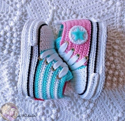 &Kappa;eды-пинeтки крючком