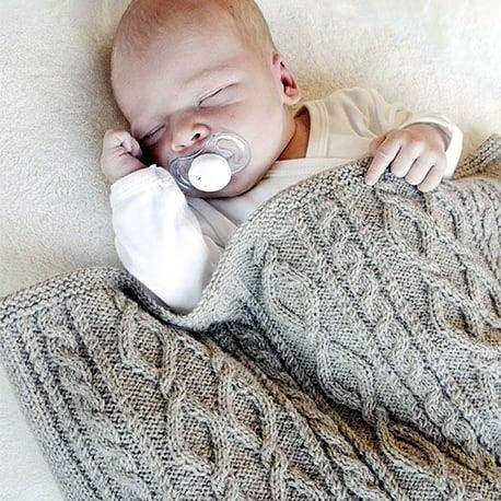 Нежный плед для малыша