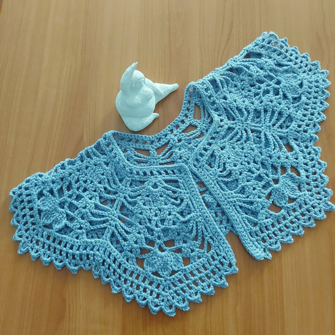 Большой воротничок из толстой пряжи