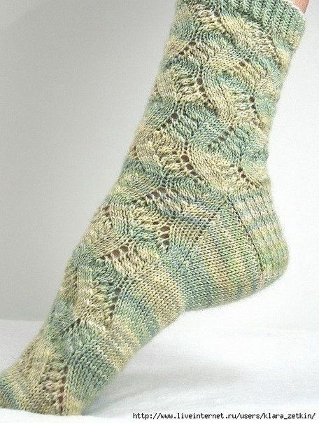 Ажурные носки спицами