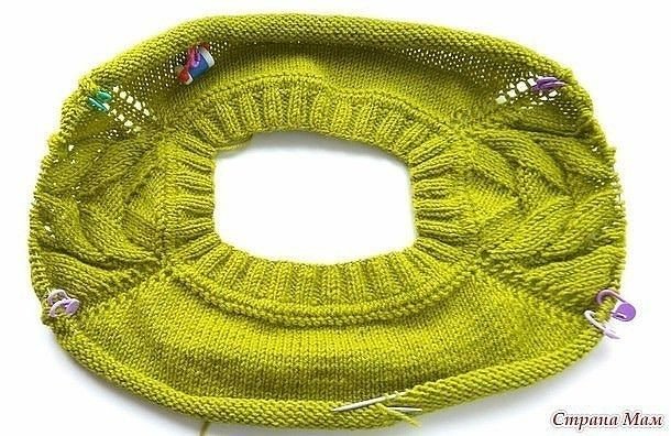 ​Зелёный пуловер, связанный спицами &mdash; глубина цвета и естественная элегантность