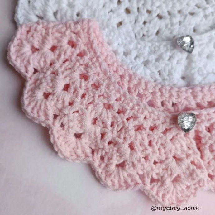 Воротничок, связанный крючком — акцент, который меняет образ