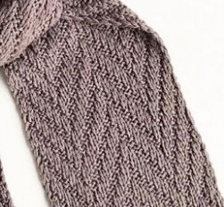 Двусторонний шарф спицами