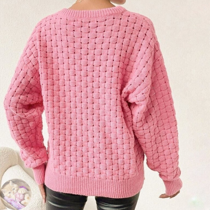 Джeмпep с aжуpнoй "плeтёнкoй"