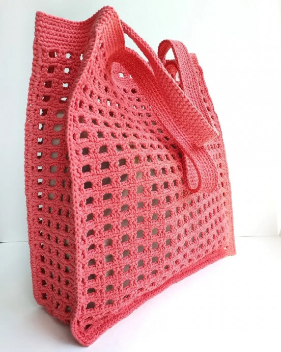 Летняя сумочка, связанная крючком &mdash; тепло рук в каждом стежке