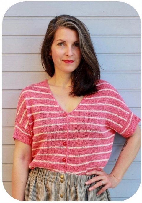 Полосатая кофточка спицами &mdash; классика, которая всегда в моде