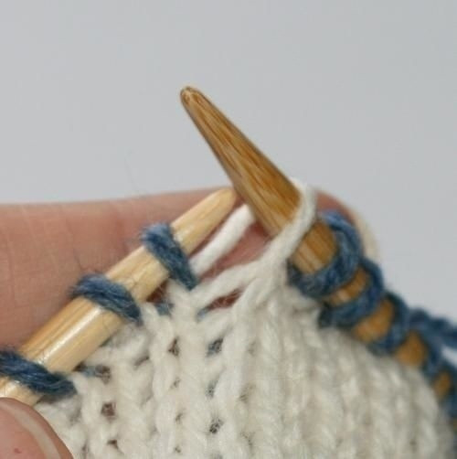 Смена цвета нити при круговом вязании