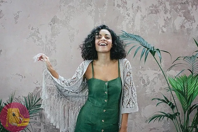 Ажурный кардиган крючком &mdash; лёгкость и женственность в одном изделии