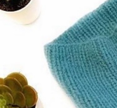 Снуд с уголком, вяжем спицами