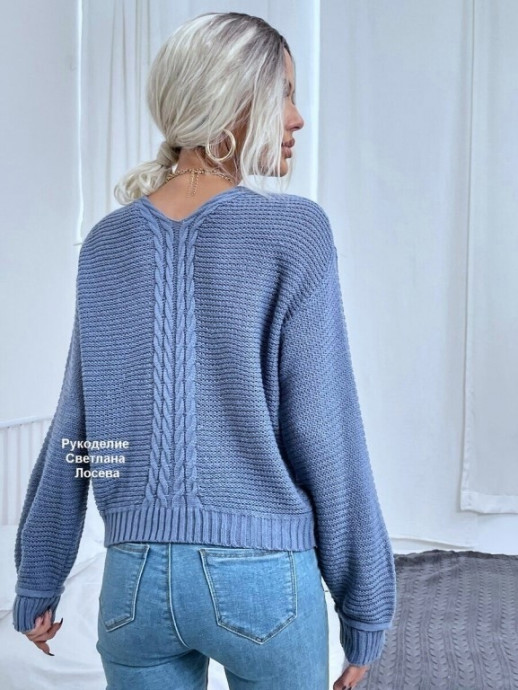 Стильный женский пуловер спицами