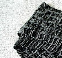 Серый мжуской шарф, вяжем спицами