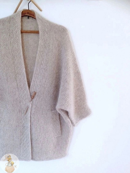 Шикаpный тeплый вязаный каpдиган