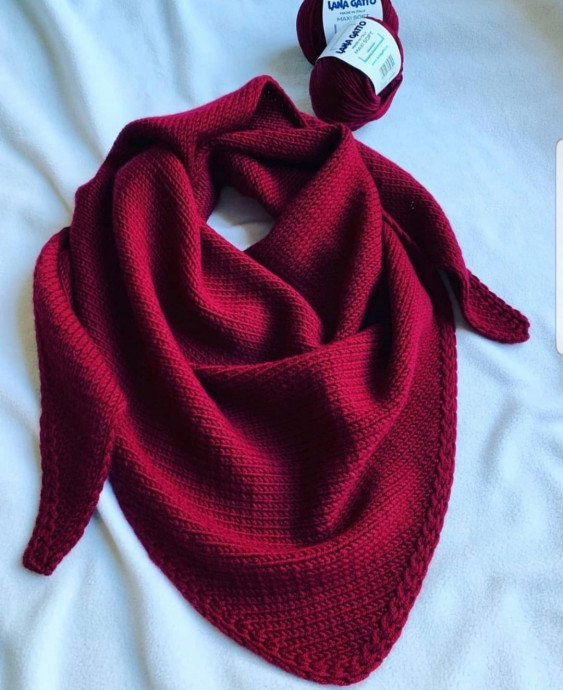 Бактус из мериносовой шерсти