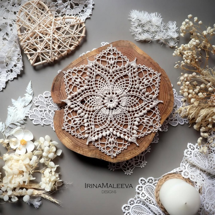 Мини-салфетка / мотив Lucy