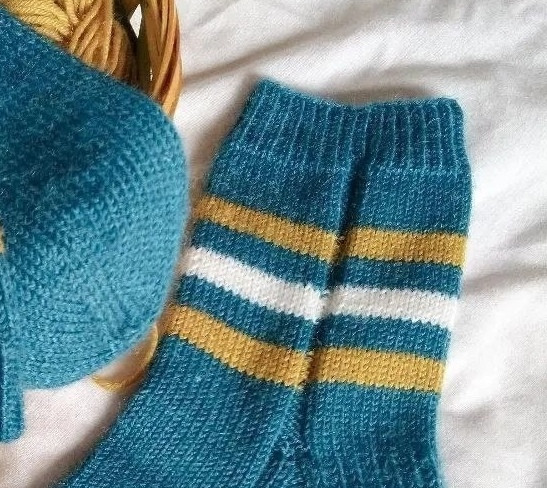 Носки спицами