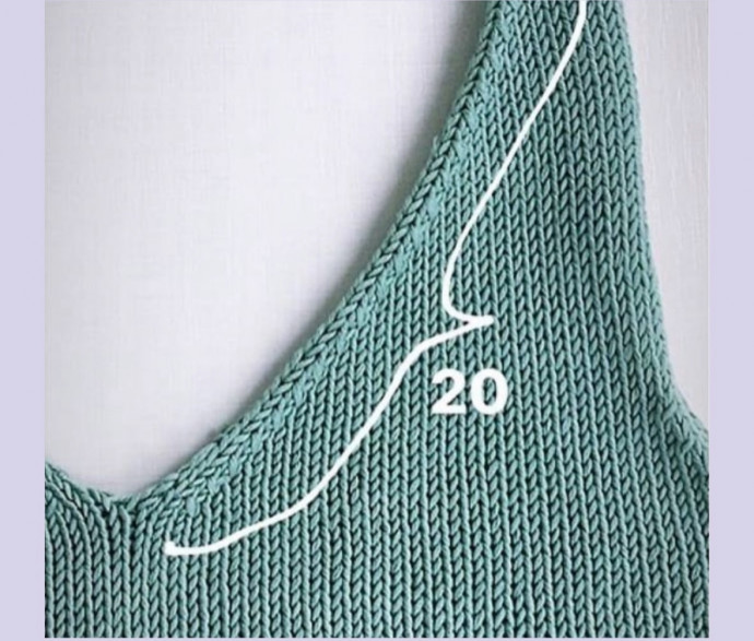 Очаровательная майка спицами