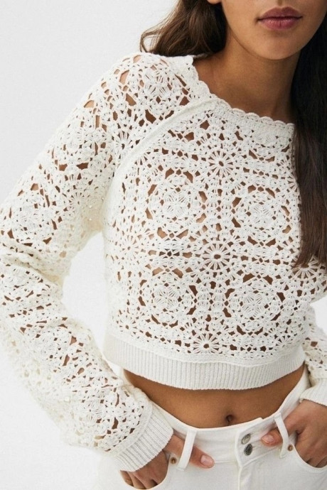 Белый ажурный джемпер крючком: легкость, ручная работа и летняя элегантность