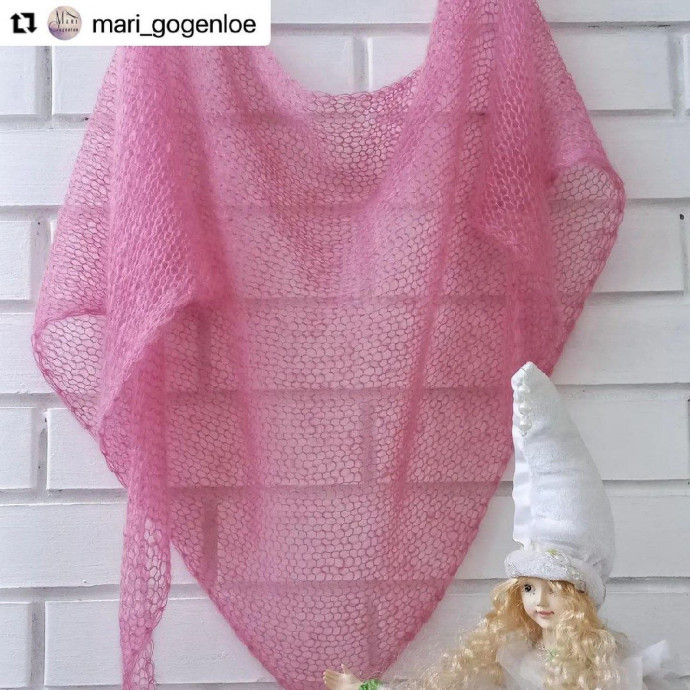 Ажурная шаль спицами