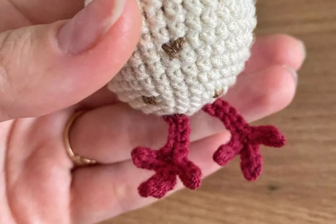 Описание вязаной курочки