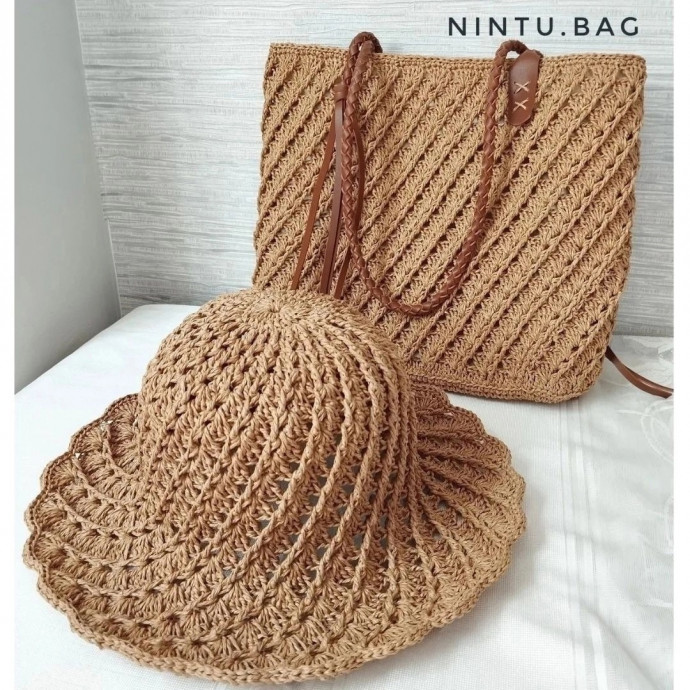  Шляпка крючком — стильная защита от солнца с характером