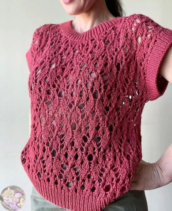 Летний ажурный топ спицами — это про лёгкость, свободу и удовольствие от каждого ряда