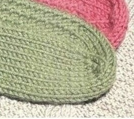 Вязание тапочек на двух спицах без швов