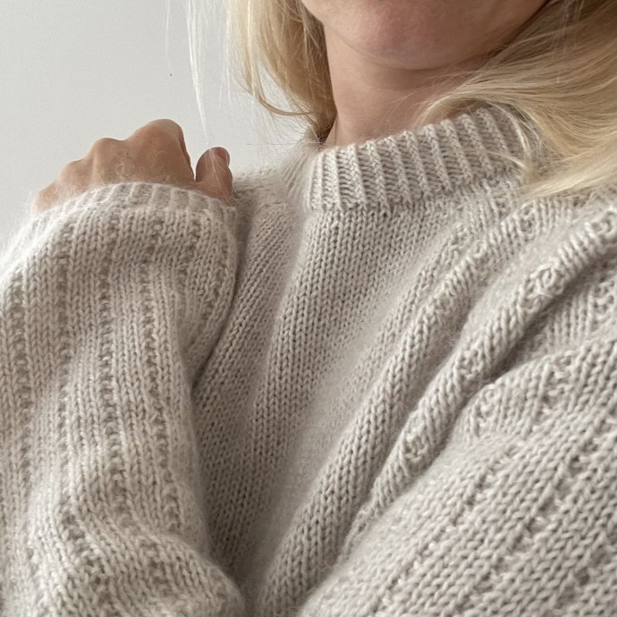 Джемпер Mia Sweater от дизайнера Cheryl Mokhtari.