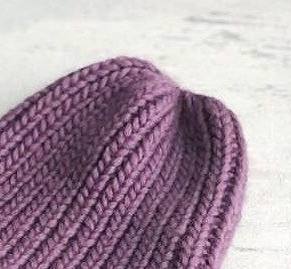 Шапка спицами