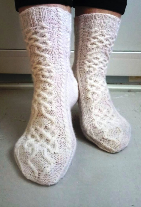 Носочки кельтским узором в подарок