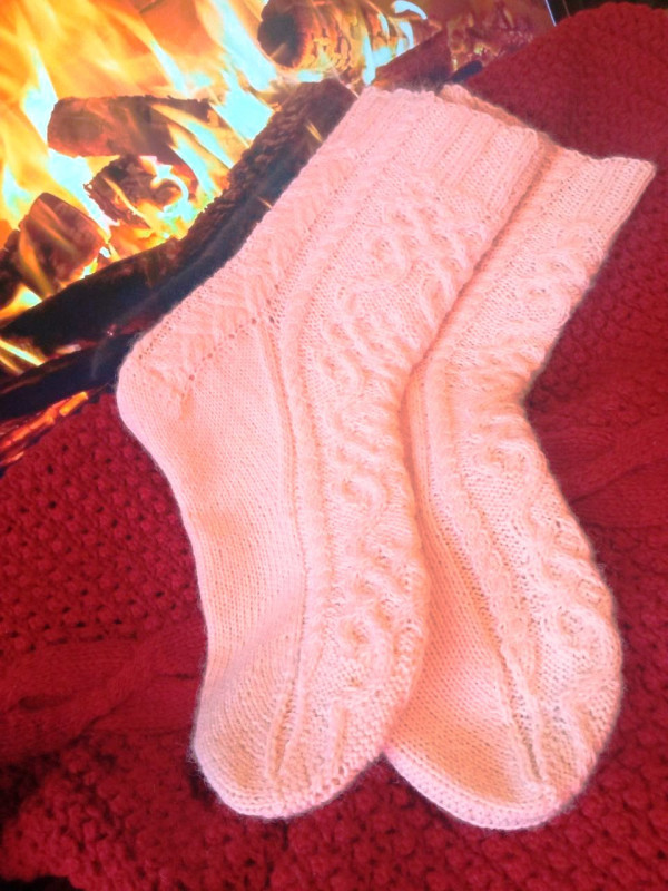 Носочки кельтским узором в подарок