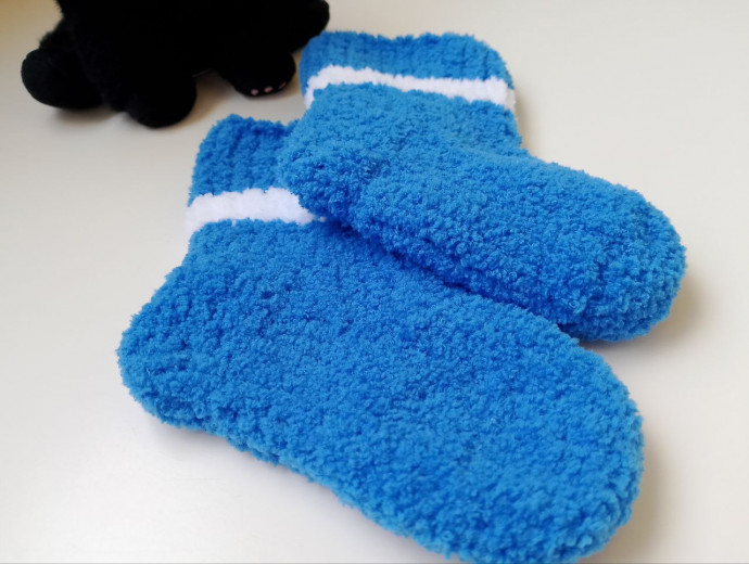 Теплые вязаные носочки